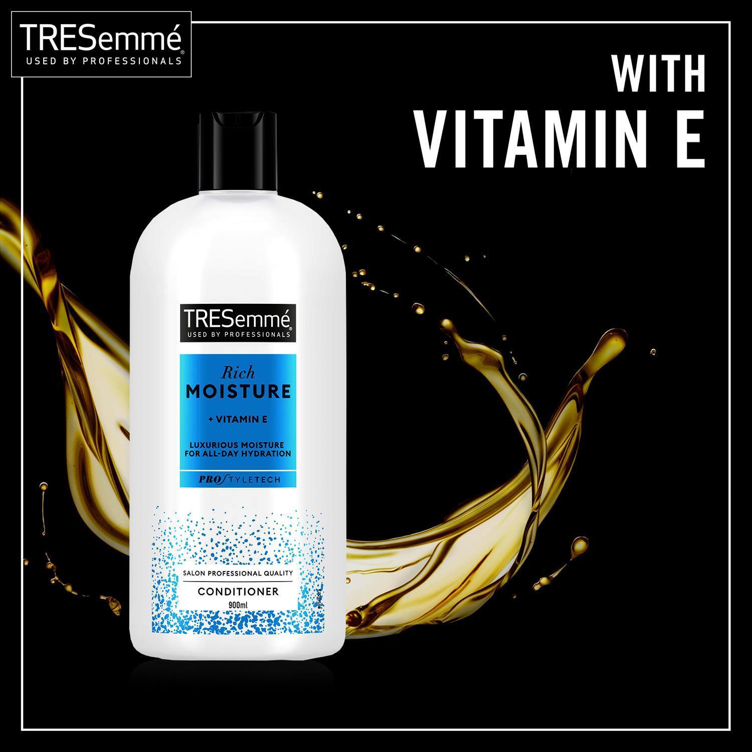 TRESemmé Moisture Rich Conditioner with Vitamin E for Dry Damaged Hair 300/900ml